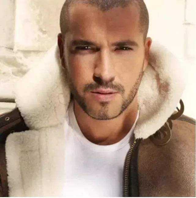 Shayne Ward – Melt the Snow Shayne Ward – Melt the Snow