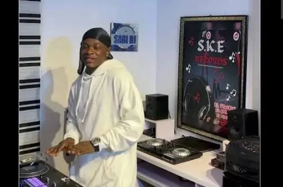 Dj Starkeed – With You (Garri Version)