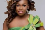 Niniola Apata – Belle