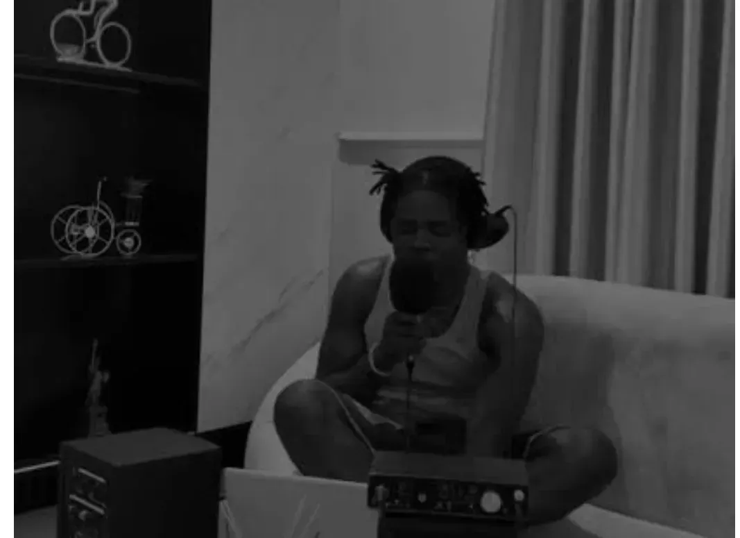 IMG_20251028_042310_447 Topik – Omalicha x Rord Kelly Mp3 Download