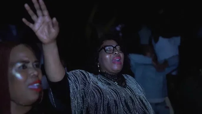 Xolisa-Kwinana-–-Jesu-Zukiseka Xolisa Kwinana – Launch Into The Deep (Album)