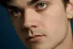 Alexander Stewart – The way a heart breaks