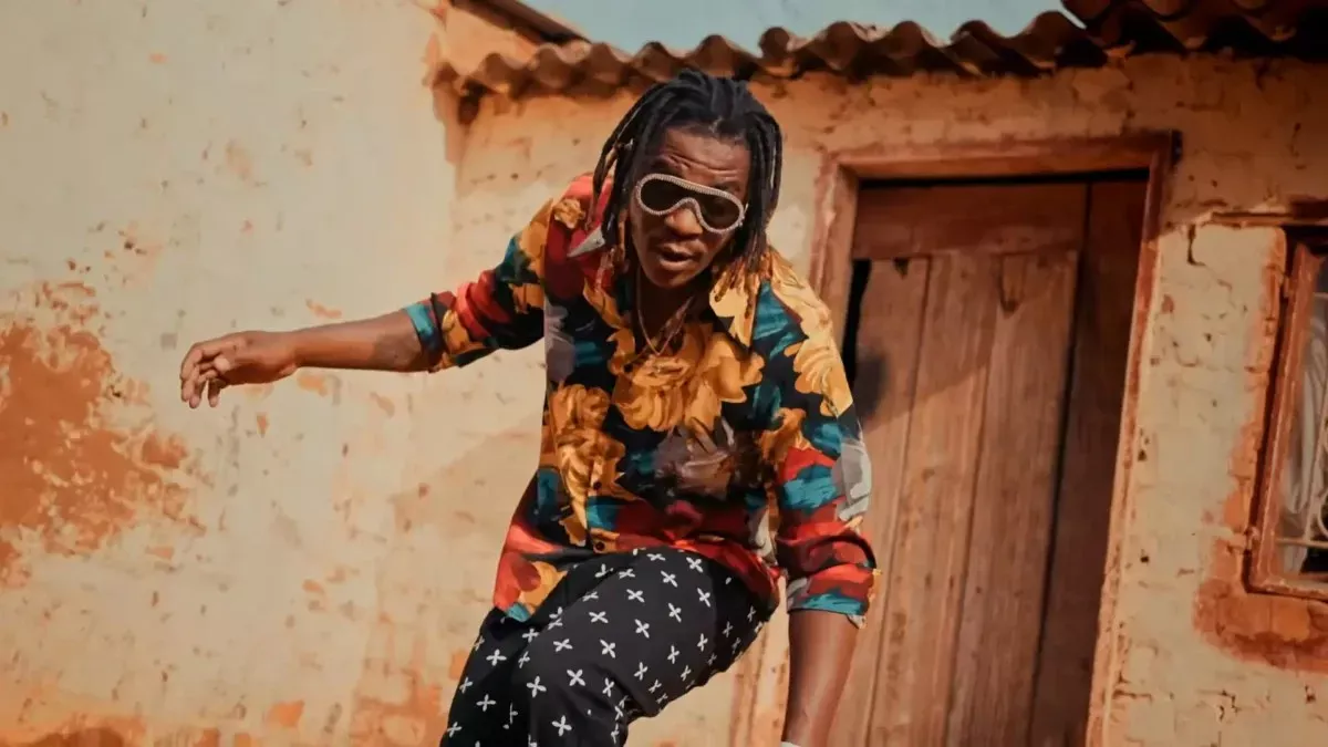 Neo – Monitoring Spirits